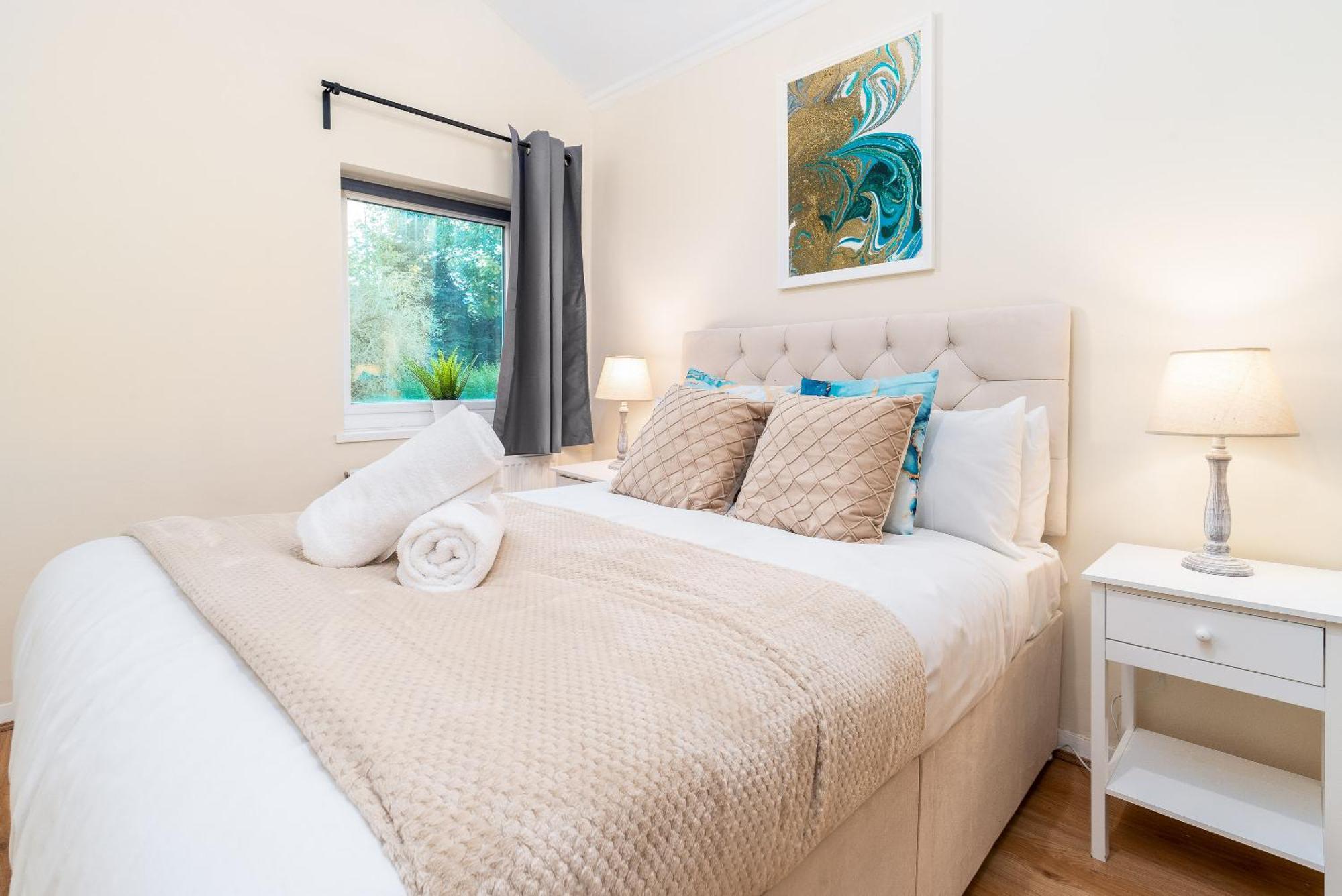 Luxury 3 Bedroom House - Harborne - Parking - Garden - Wifi & Netflix 122G Бирмингем Экстерьер фото