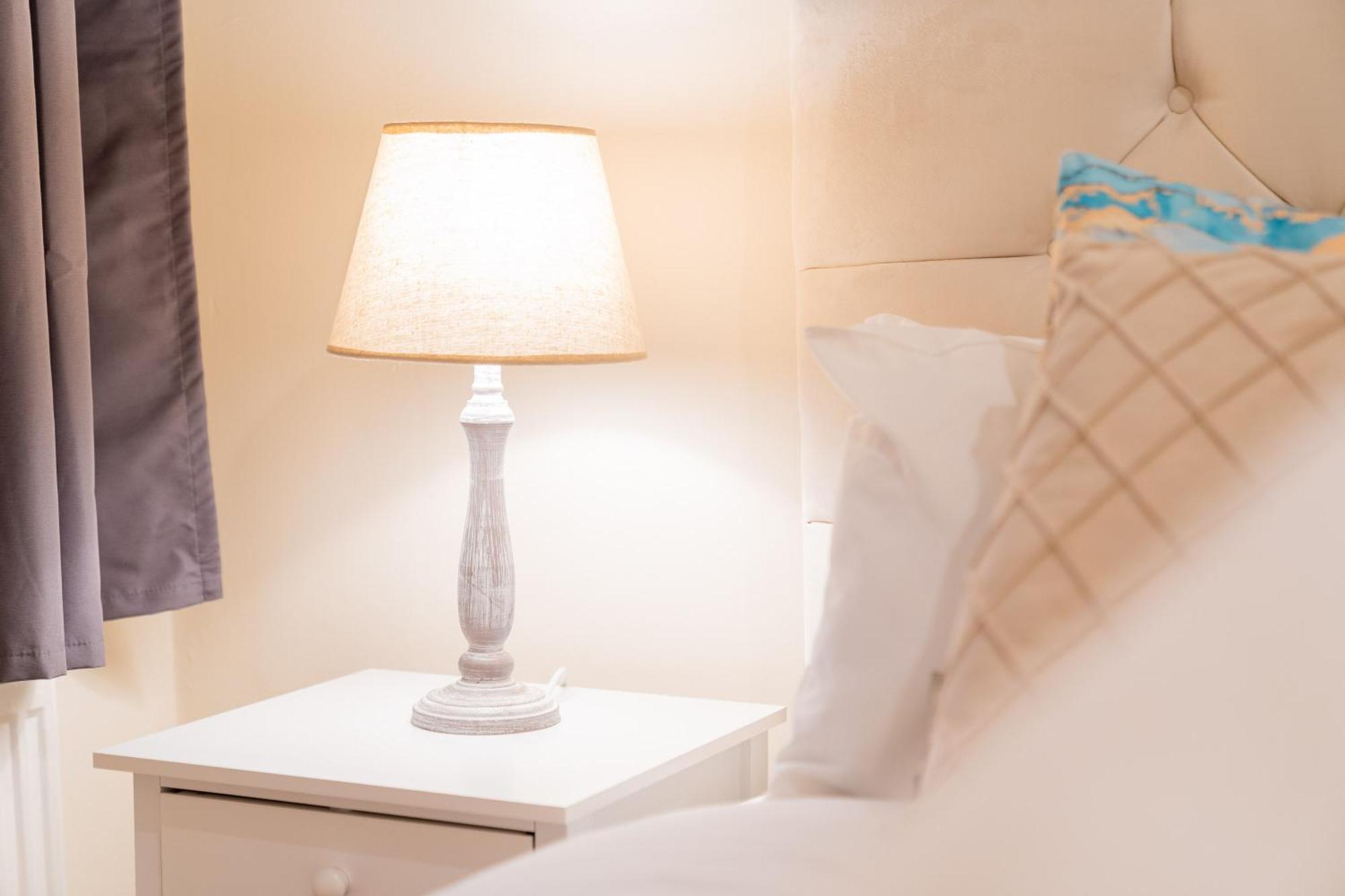 Luxury 3 Bedroom House - Harborne - Parking - Garden - Wifi & Netflix 122G Бирмингем Экстерьер фото